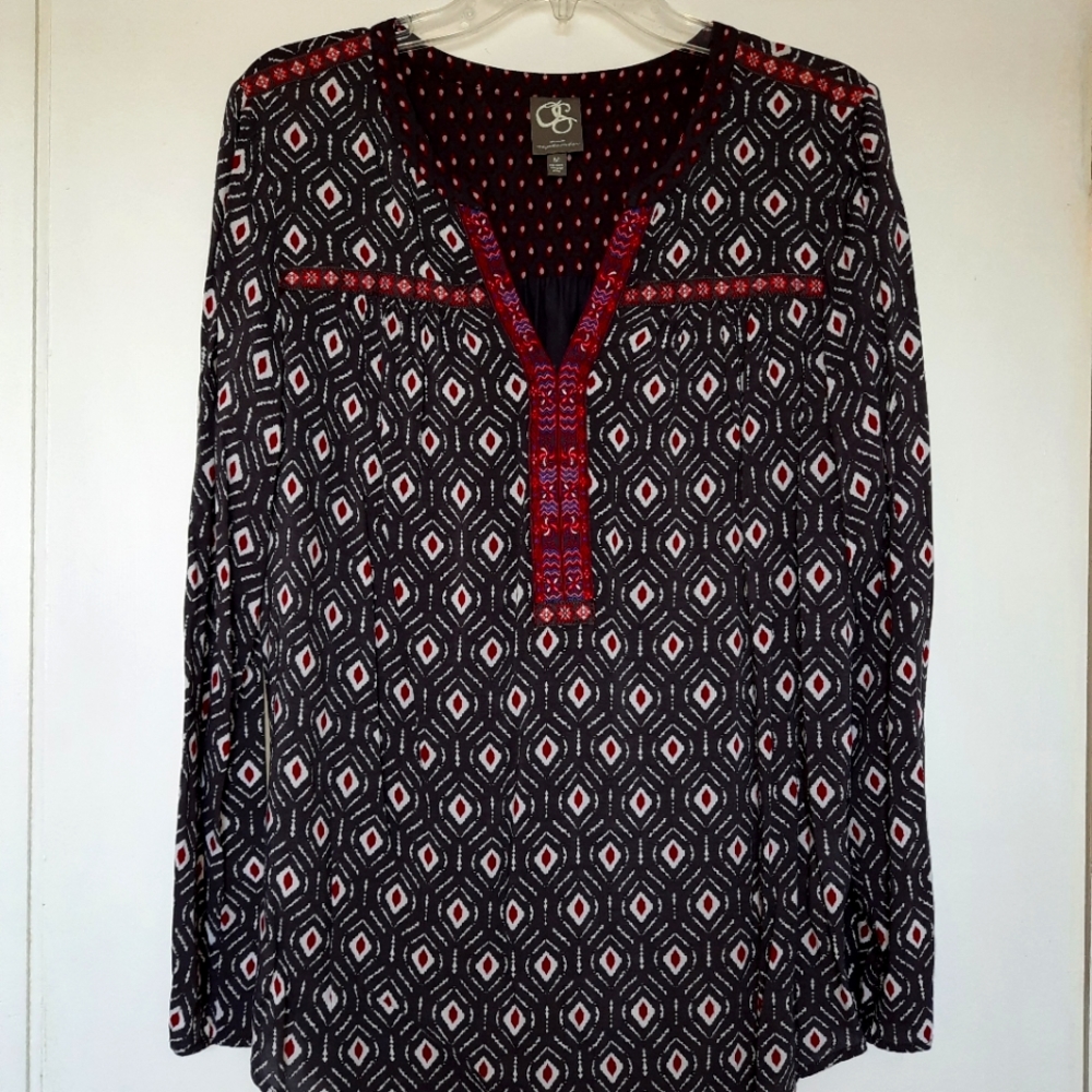 Women's blouse size M